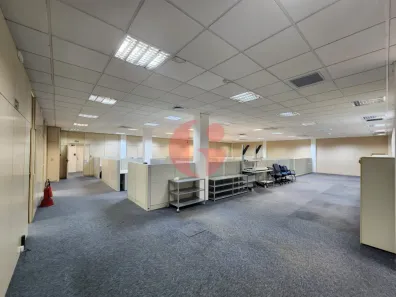 Sala Comercial para alugar, 496m² no Jardim das Indústrias, São José dos Campos