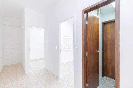 Sala Comercial à venda, 26m² no Centro, Curitiba