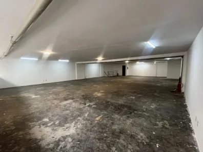 Galpão/Depósito/Armazém para alugar, 440m² no Vila Buarque, São Paulo