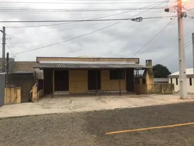 Casa com 5 Quartos à venda, 280m² no Centro, Ponta Grossa