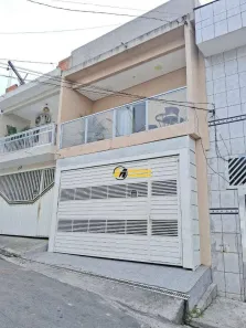 Sobrado com 3 Quartos à venda, 220m² no Helena Maria, Osasco