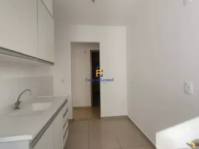 Apartamento com 2 Quartos à venda, 65m² no Democrata, Juiz de Fora