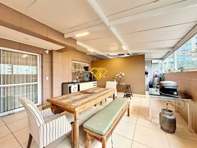 Casa com 2 Quartos à venda, 147m² no Gonzaga, Santos