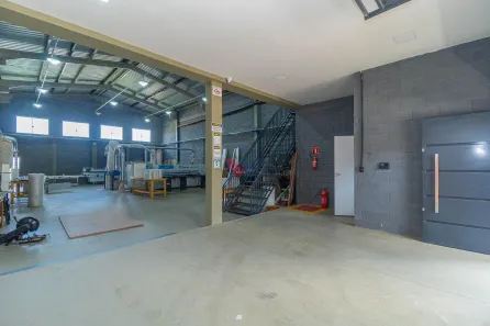 Galpão/Depósito/Armazém à venda, 587m² no Iguaçu, Fazenda Rio Grande