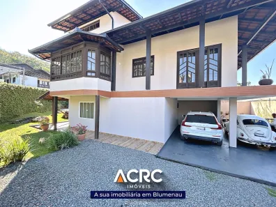 Casa com 3 Quartos à venda, 232m² no Badenfurt, Blumenau