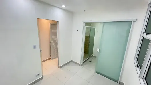 Ponto Comercial para alugar, 28m² no Copacabana, Rio de Janeiro
