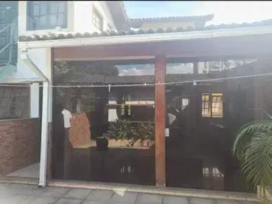 Casa com 9 Quartos à venda, 142m² no Ingá, Niterói