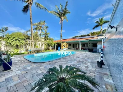 Casa com 6 Quartos à venda, 300m² no Guaiúba, Guarujá