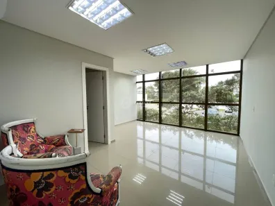 Sala Comercial para alugar, 22m² no Ariribá, Balneário Camboriú