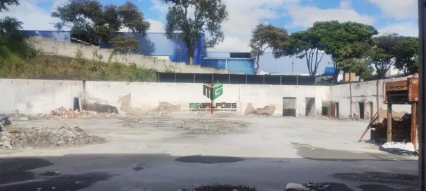 para alugar, 600m² no Cincão, Contagem