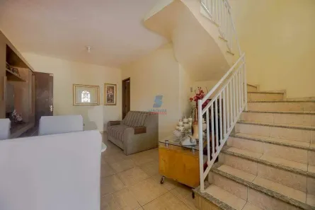 Casa com 4 Quartos à venda, 400m² no Jardim Bandeirantes, Contagem