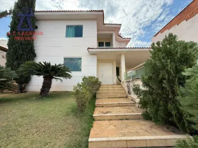 Casa com 5 Quartos à venda, 450m² no Ibituruna, Montes Claros