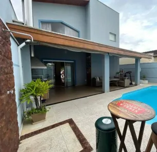 Casa de Condomínio com 3 Quartos para alugar, 180m² no , Tremembé