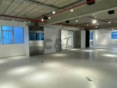 Sala Comercial para alugar, 189m² no Vila Olímpia, São Paulo