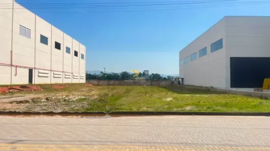 Lote/Terreno à venda, 1500m² no Prado de Baixo, Biguaçu