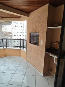 Apartamento com 3 Quartos para alugar, 120m² no Centro, Balneário Camboriú