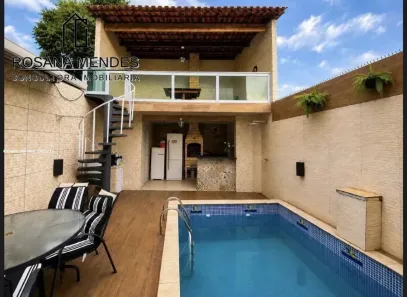 Casa com 3 Quartos à venda, 140m² no Ponta da Praia, Santos