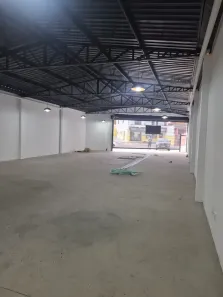 Galpão/Depósito/Armazém para alugar, 244m² no Vila Nova Botucatu, Botucatu