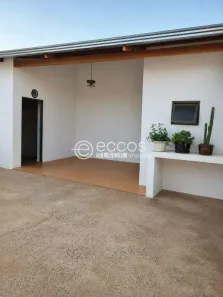 Casa com 3 Quartos à venda, 107m² no Residencial Rio de Janeiro, Uberaba