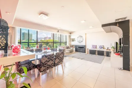 Apartamento com 3 Quartos à venda, 130m² no Três Figueiras, Porto Alegre