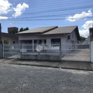 Casa com 5 Quartos à venda, 200m² no Dom Joaquim, Brusque