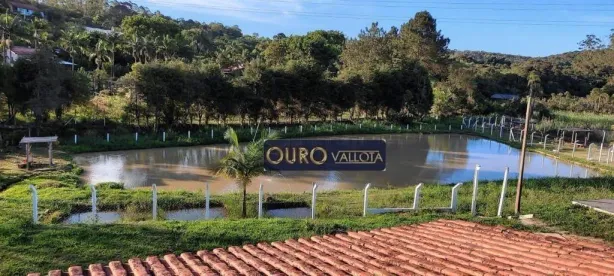 Fazenda/Sítio com 3 Quartos à venda, 250m² no Centro, Mogi das Cruzes