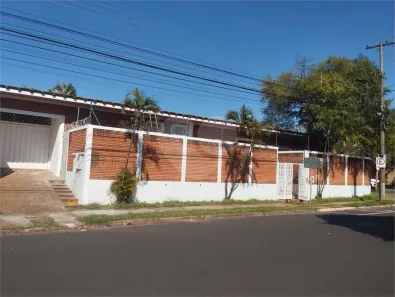 Casa com 3 Quartos à venda, 342m² no Vila Progresso, Araraquara