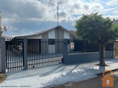 Casa com 4 Quartos à venda, 150m² no Jardim Lar Paraná, Campo Mourão