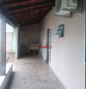 Casa com 1 Quarto à venda, 54m² no Jardim Neman Sahyun, Londrina