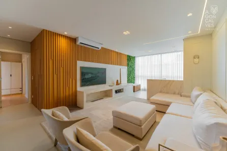 Apartamento com 3 Quartos à venda, 151m² no Mercês, Curitiba