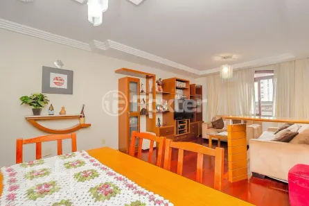 Apartamento com 3 Quartos à venda, 100m² no Petrópolis, Porto Alegre