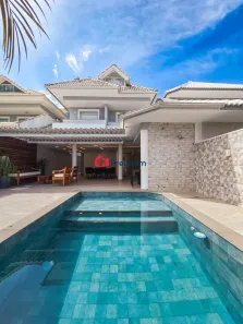 Casa de Condomínio com 4 Quartos à venda, 320m² no Recreio dos Bandeirantes, Rio de Janeiro