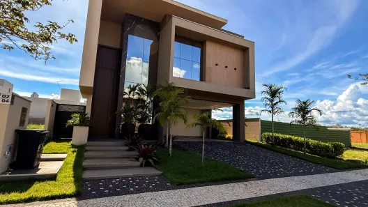 Sobrado com 4 Quartos à venda, 307m² no Plano Diretor Sul, Palmas