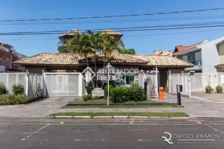 Casa de Condomínio com 3 Quartos para alugar, 270m² no Sarandi, Porto Alegre