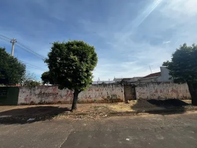 Lote/Terreno à venda, 487m² no Jardim Santa Antonieta, Marília
