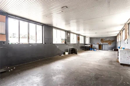 Prédio Comercial com 1 Quarto à venda, 1500m² no Floresta, Porto Alegre