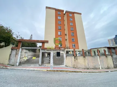 Apartamento com 2 Quartos para alugar, 59m² no Ipiranga, São José