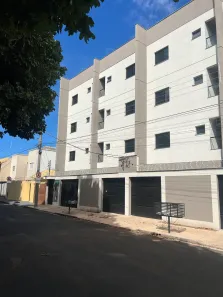 Apartamento com 3 Quartos à venda, 46m² no Olinda, Uberaba