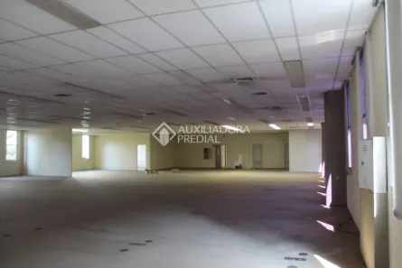 Galpão/Depósito/Armazém com 1 Quarto à venda, 2194m² no Jurubatuba, São Paulo