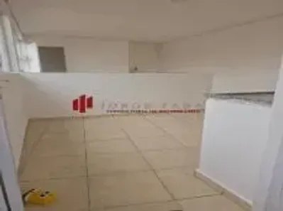 Casa com 1 Quarto para alugar, 35m² no Jardim Maria Estela, São Paulo