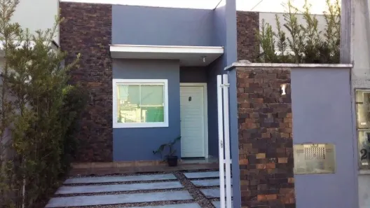 Casa com 2 Quartos à venda, 46m² no Adhemar Garcia, Joinville