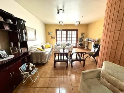 Casa com 4 Quartos à venda, 257m² no Alemães, Piracicaba