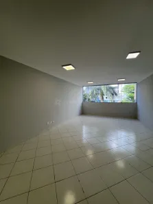 Prédio Comercial para alugar, 57m² no Zona 01, Maringá