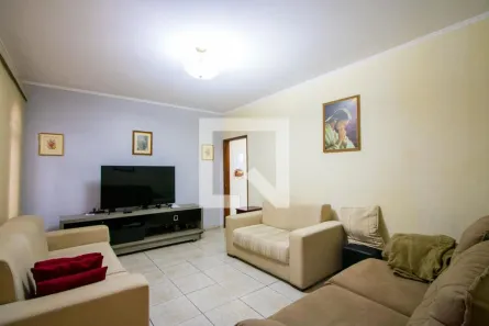 Casa com 3 Quartos à venda, 160m² no Vila Scarpelli, Santo André