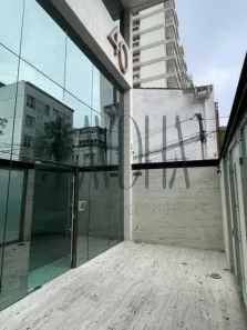 Prédio Comercial para alugar, 369m² no Humaitá, Rio de Janeiro