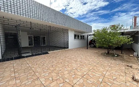 Casa com 4 Quartos à venda, 300m² no Lagoa Nova, Natal