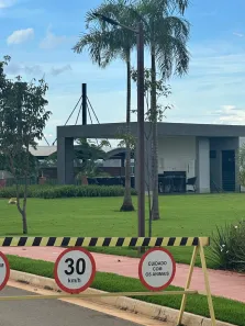 Lote/Terreno à venda, 594m² no Jardins França, Goiânia