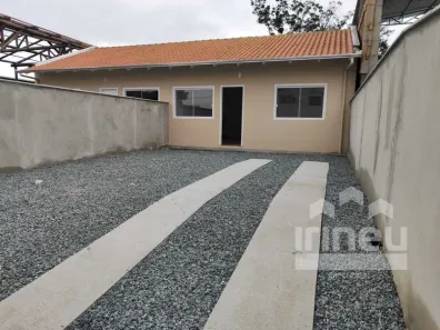 Casa com 2 Quartos para alugar, 52m² no Porto Grande, Araquari