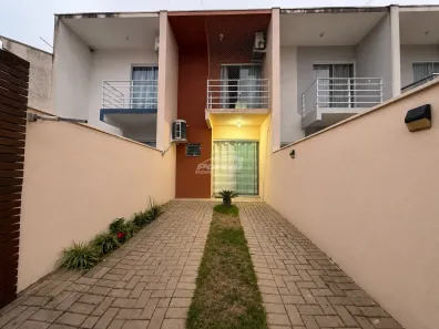 Casa com 2 Quartos para alugar, 70m² no Itacolomi, Balneário Piçarras