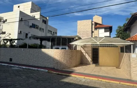 Casa com 4 Quartos à venda, 184m² no Canasvieiras, Florianópolis